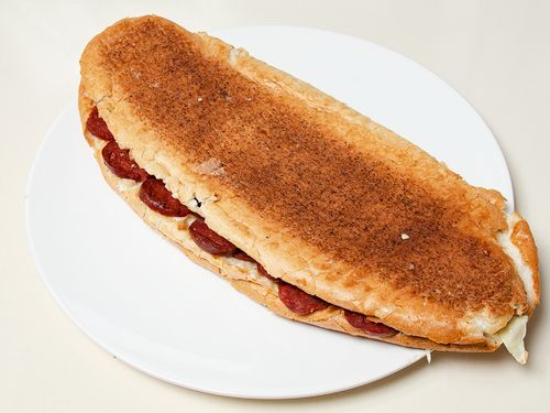 Sucuklu Tam Tost