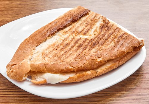 Kaşarlı Yarım Tost